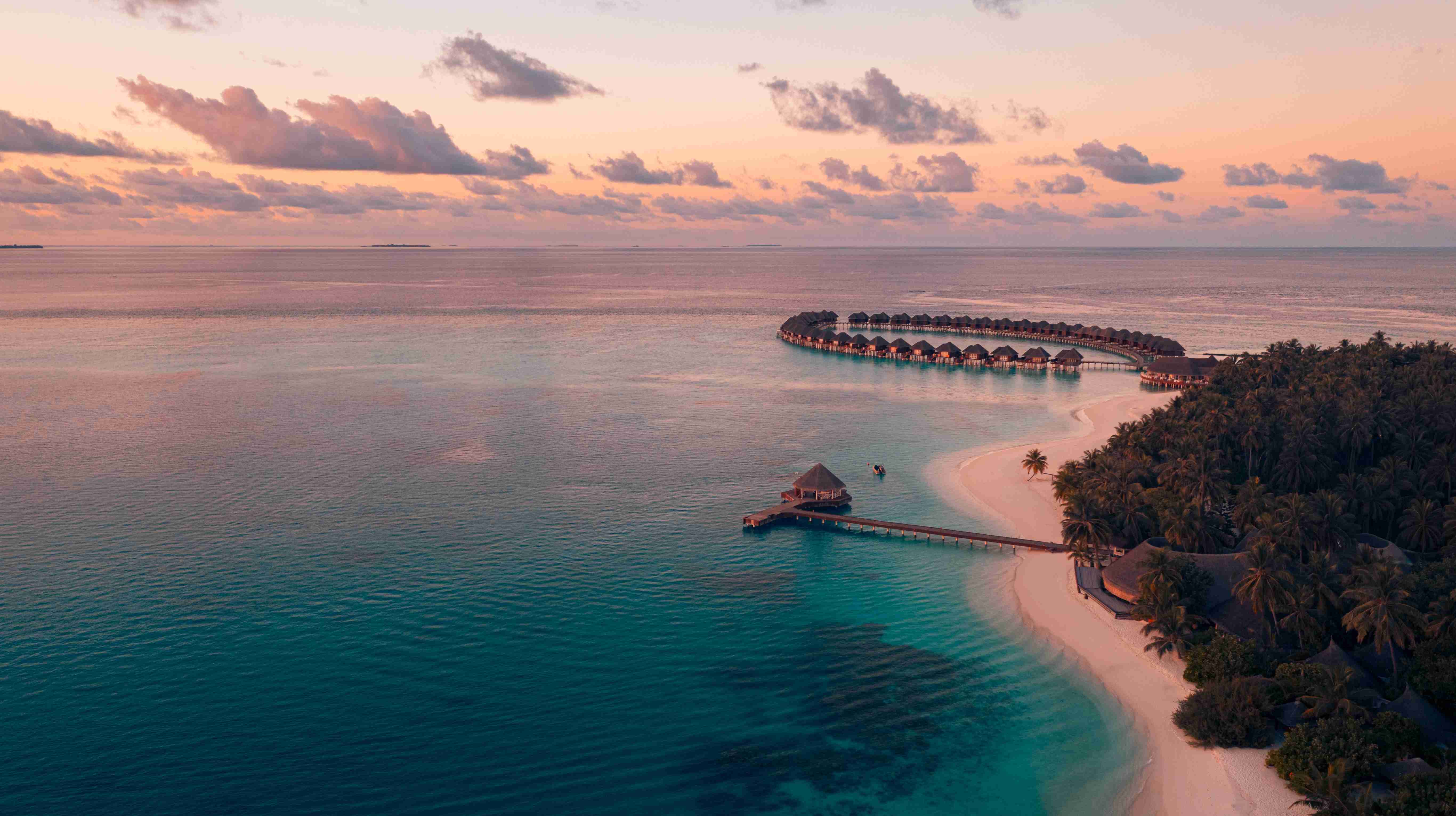 Maldives Luxury Overwater Escape