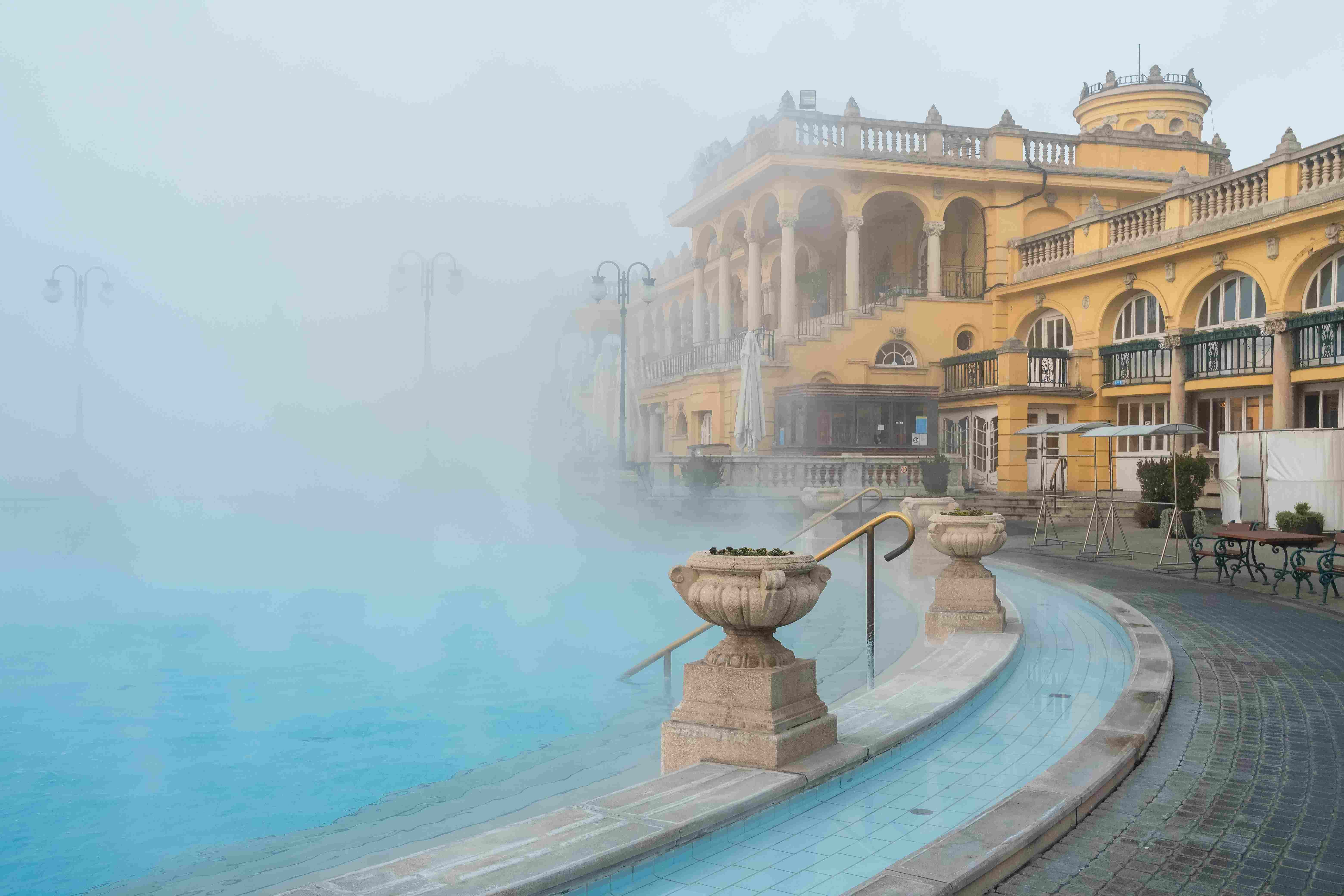 Budapest Thermal Spa & City Escape
